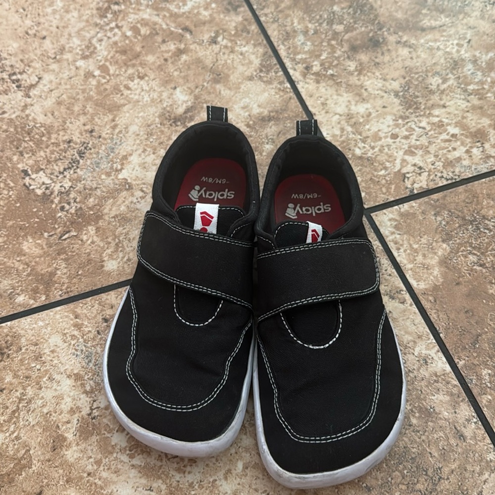 Used Splay shoes size 8 women’s